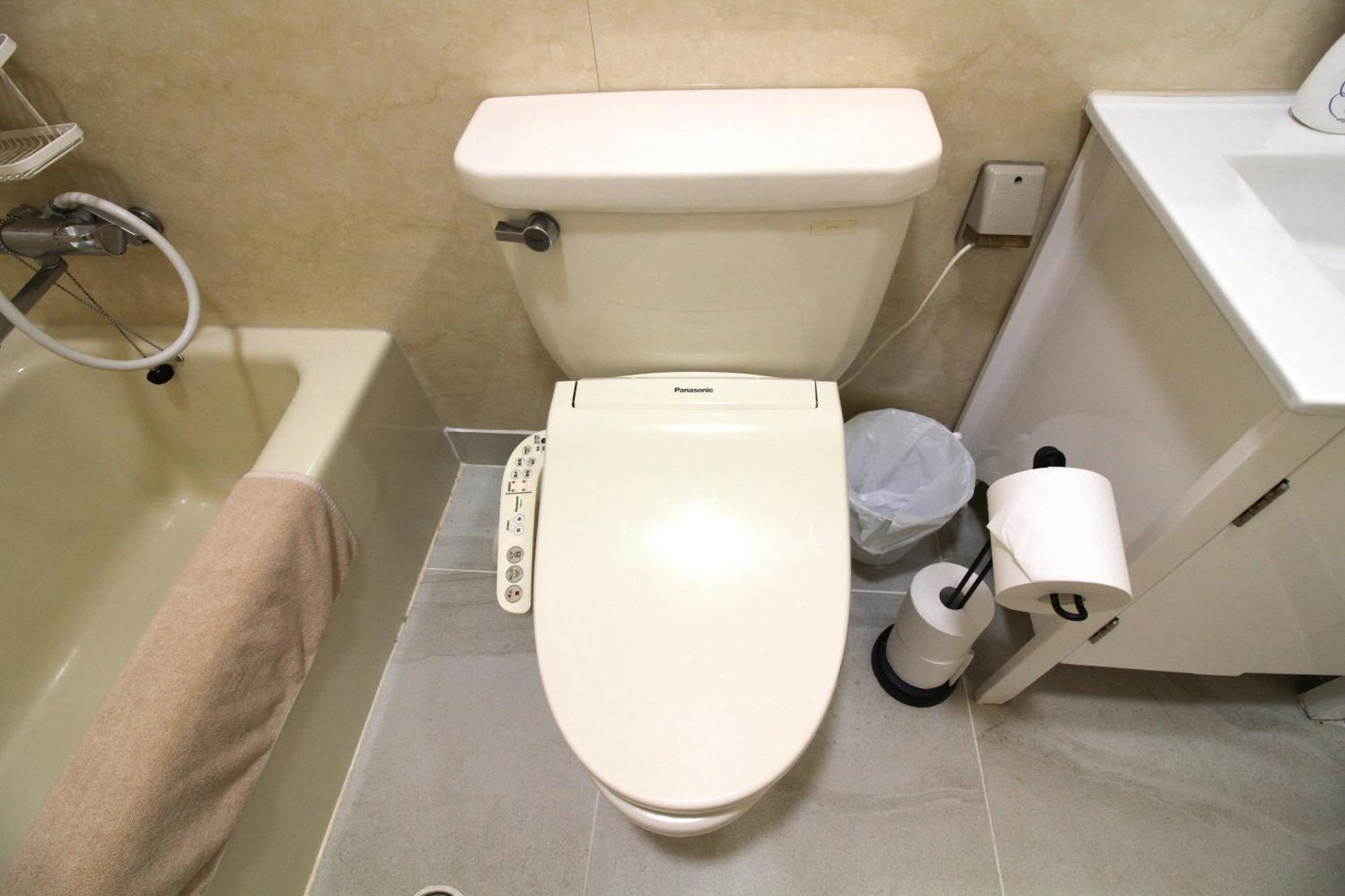 Whale Okinawa Hotel Kadena Eksteriør billede