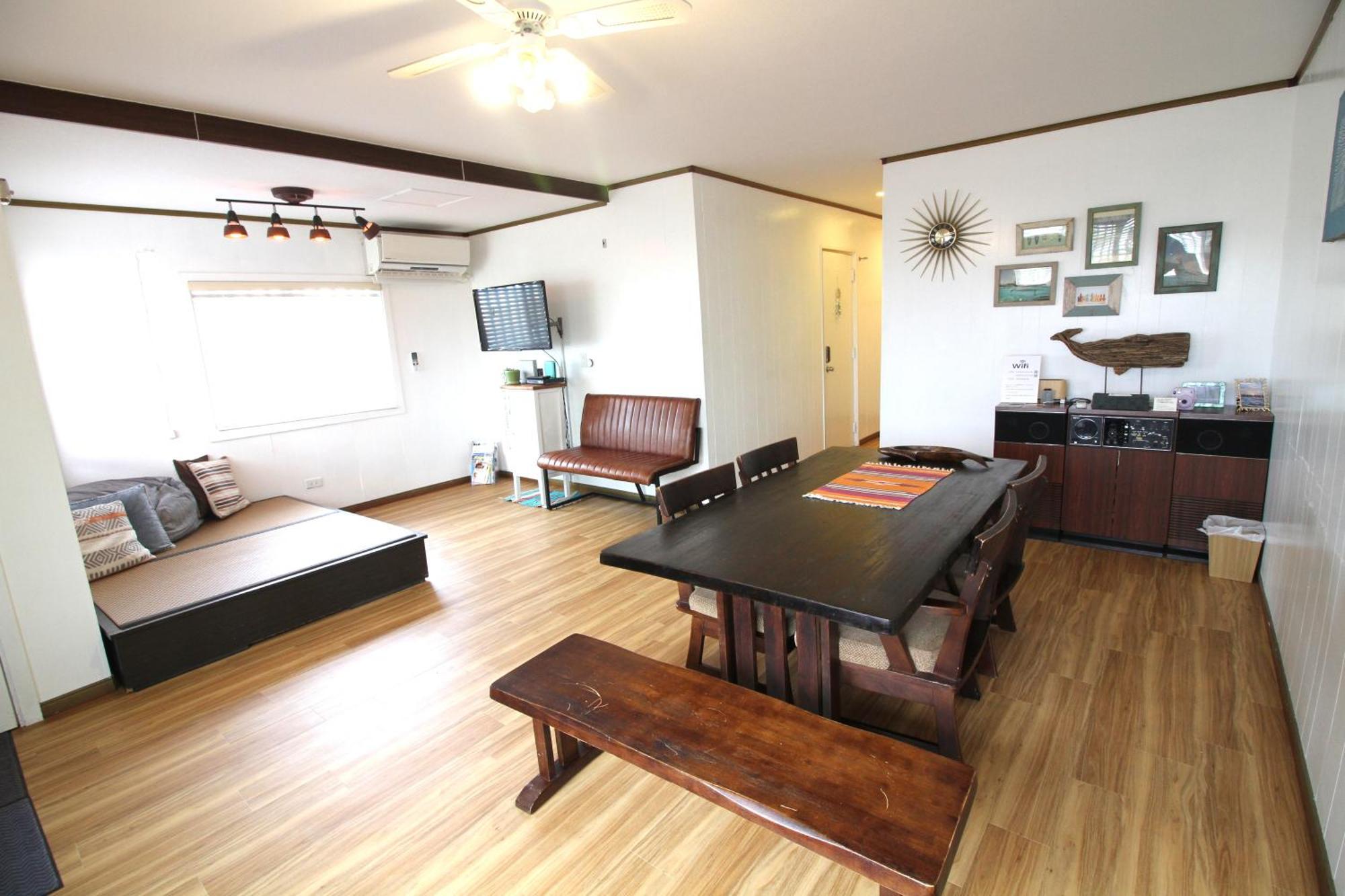 Whale Okinawa Hotel Kadena Eksteriør billede