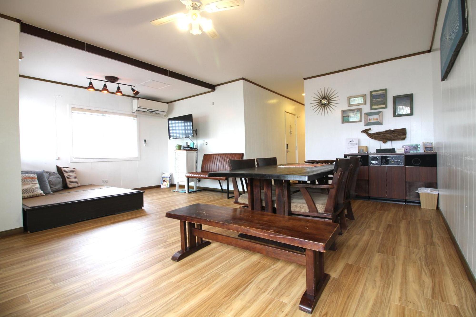 Whale Okinawa Hotel Kadena Eksteriør billede