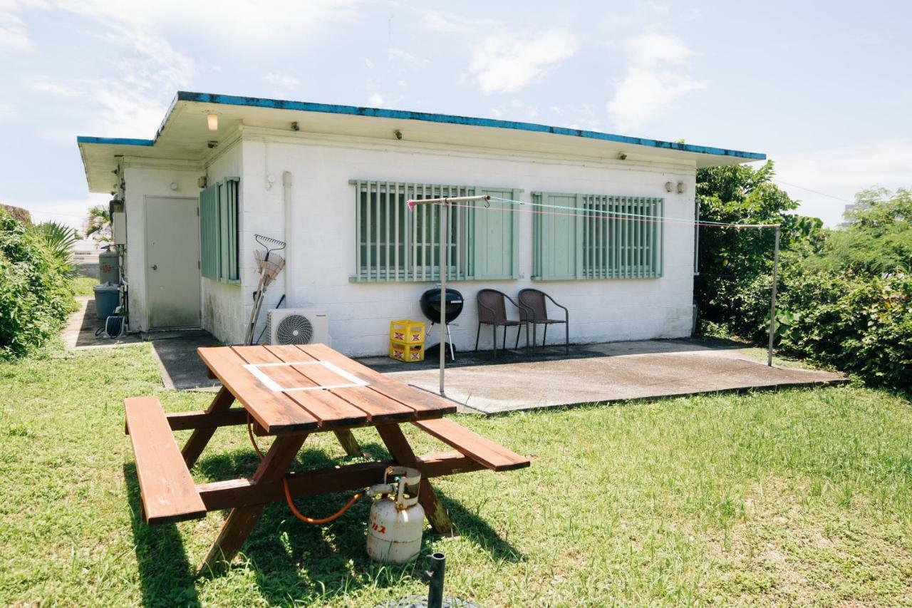 Whale Okinawa Hotel Kadena Eksteriør billede